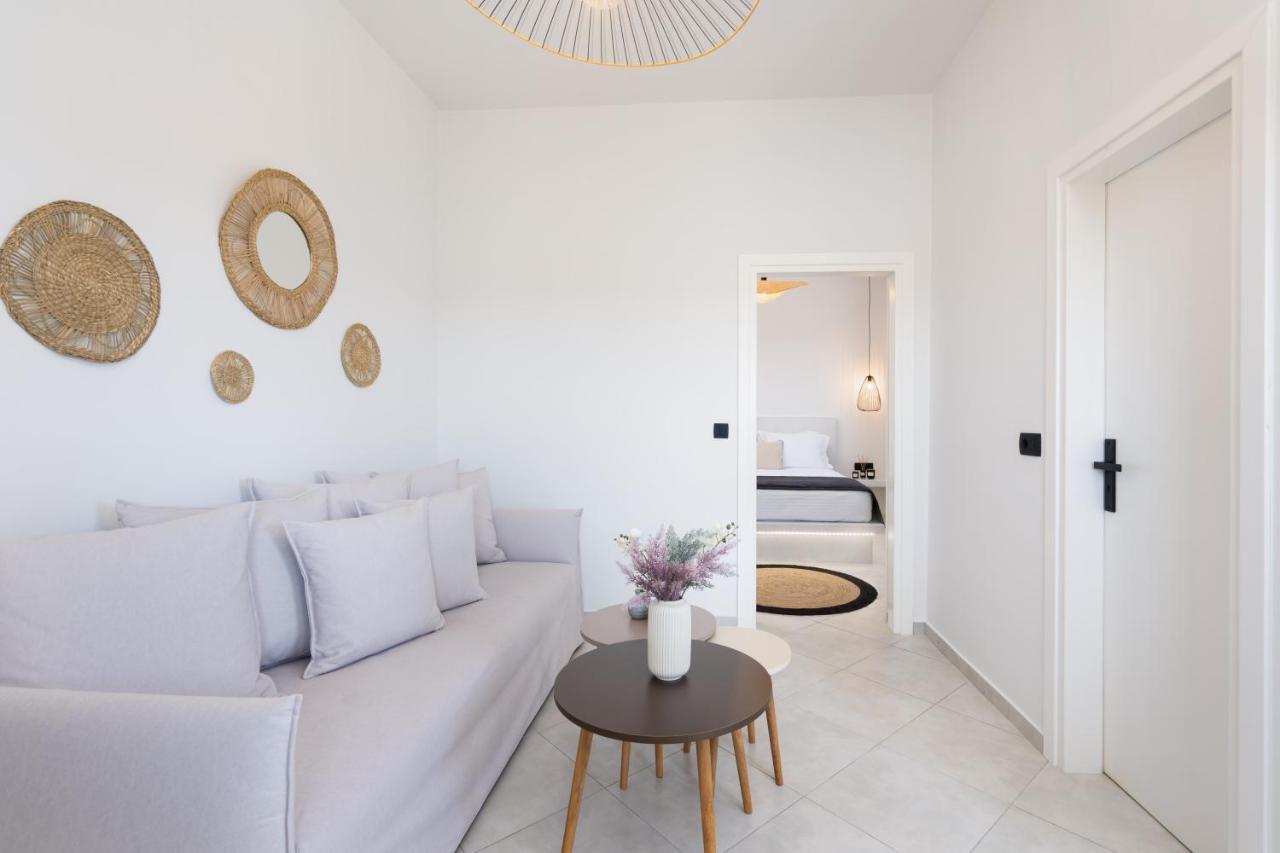 Almira Luxury Suites Perivolos  Exterior foto